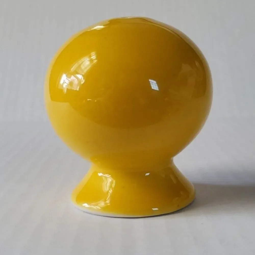 Fiestaware Fiesta SMALL Shaker Salt Pepper CERAMIC Daffodil Yellow 1